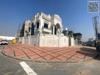 Corner villa for sale with a classic design and very high-end personal finishing.