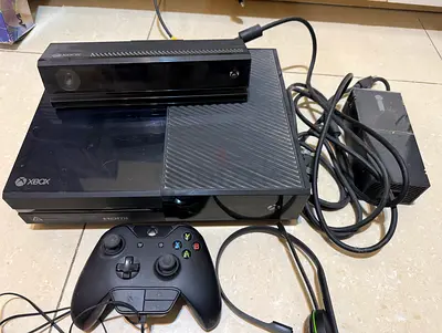 My Xbox One (original) with Kinect sensor, controller and power supply