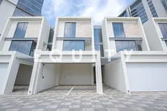 Four Bedroom Unit | Lagoon Views | Vacant Now