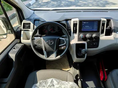 2026 Toyota HIACE 照片 10