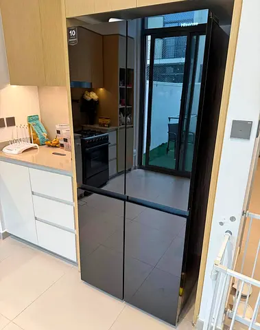 Hisense 4 door fridge freezer same like new condition perfect working