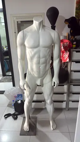 Sport male mannequin