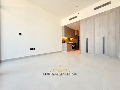 استوديو حديث | شرفة | إطلالة على المجتمع والطريق