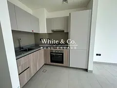 Bright | One Bedroom Plus Study | Balcony