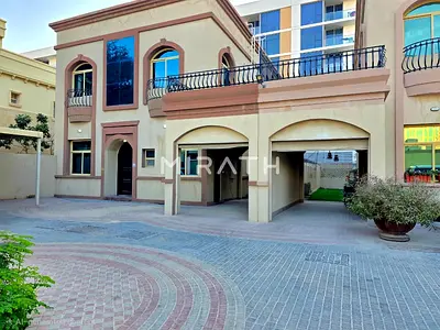Sunlit Family Villa |Spacious Layout|Maid's Room