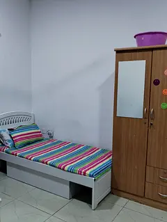 Bed space available for ladies Al zahia city center near