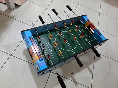 Baby foot football ⚽️ very fun to play with good condition