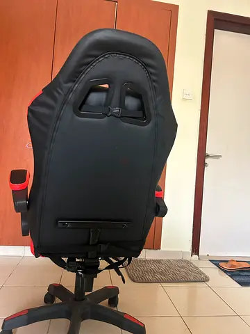 My black  red gaming office chair - used, comfortable