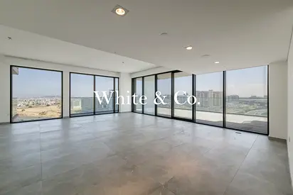 HUGE LAYOUT | BURJ KHALIFA VIEW | VACANT