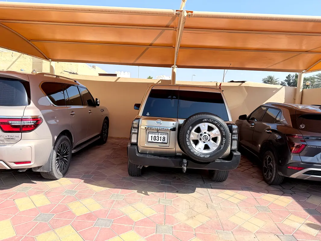 Nissan Patrol Safari 2005 — photo 1 of 13