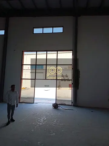 Warehouse for Rent – Prime Commercial Facility | 6,000 sq ft | AED 300,000 | 70 kW Electricity