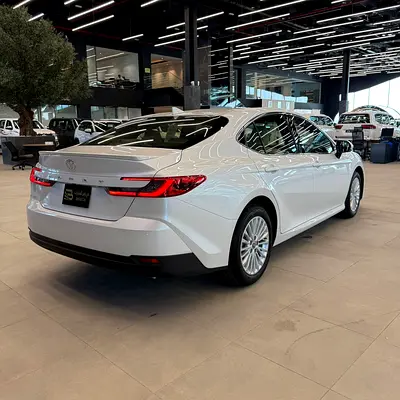 Toyota Camry XLE, миниатюра 5