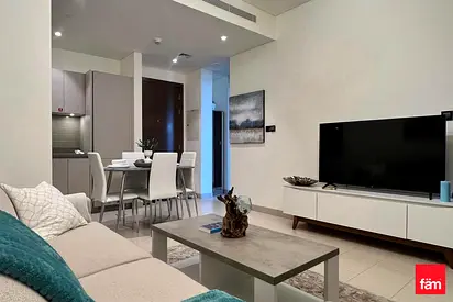 1 Br | Pool View | Vacant | Middle Floor