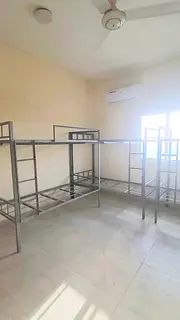 Private room for rent, 8 to 10 person capacity, new Sanaya, UAQ