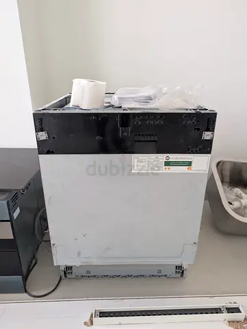 Smeg built in dishwasher in excellent condition