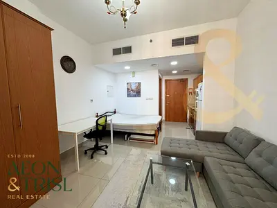 Lake View Studio | Fully Furnished | High Floor
