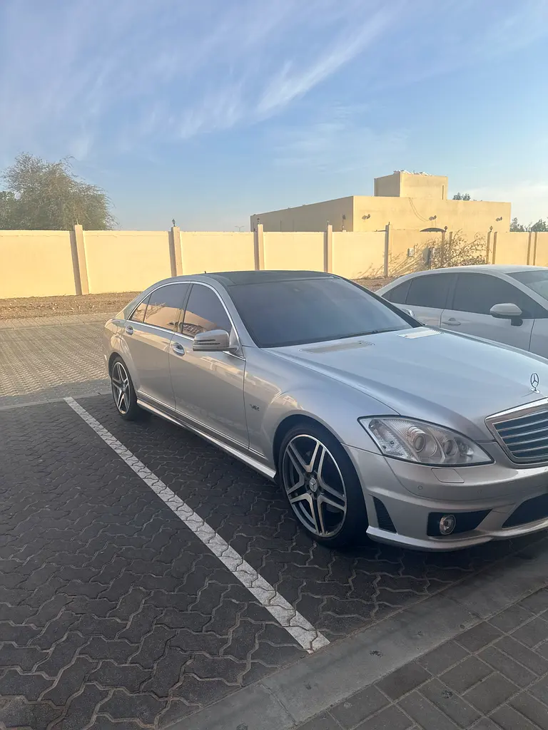 Mercedes-Benz S-Class 2007 — photo 1 of 17