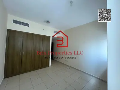3BHK SeaView | Well Maintained | Prime Investment
