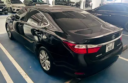 Lexus ES 350 - GCC - Well maintained - Urgent