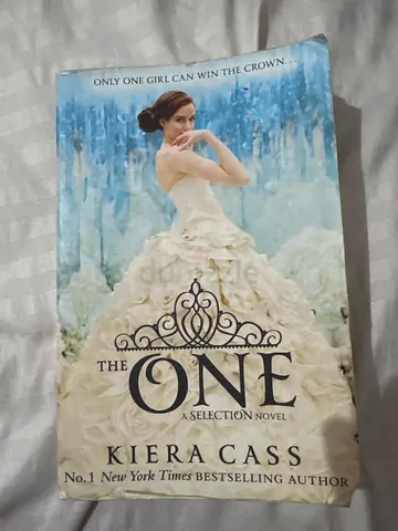 The One by Kiera Cass (Selection novel) - Paperback