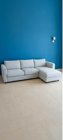 Light grey L-shaped sectional sofa with chaise - Vimle brand