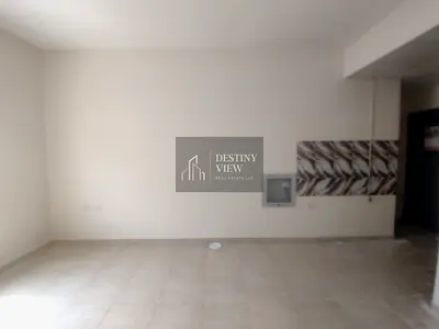 Big spacious lavish studio family building just rent 22k
