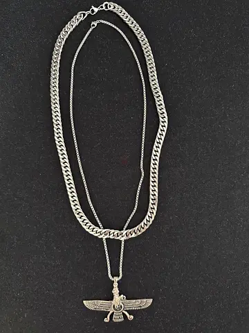 Stylish Mens Chain Necklace with Unique Pendant