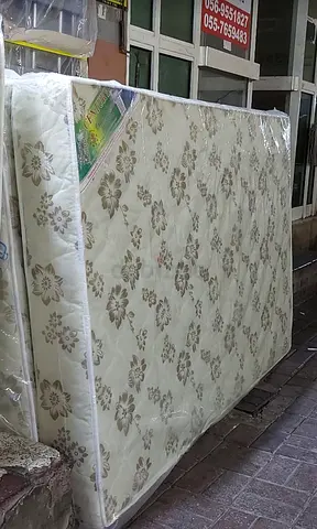 Comfortable Floral Design Mattress for Sale QUEEN SIZE 150x190 cm