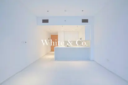 Exclusive | Duplex | Vacant May | Modern