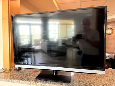 Toshiba 39p2305ee LED TV 40