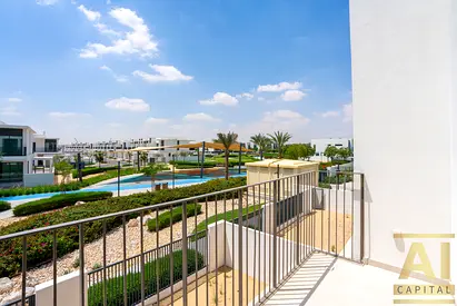 PARK FACING | MORTGAGE APPLICABLE | VACANT