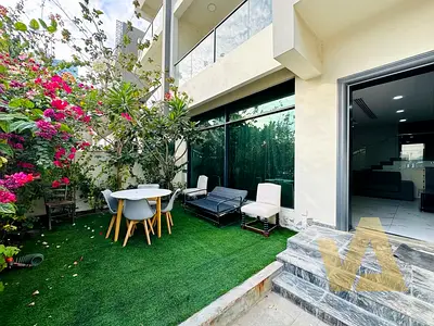 5 bedrooms Vacant Soon | Huge Bedroom
