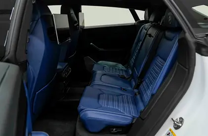 صورة مصغرة 12 لـ 2025 Lamborghini URUS