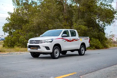 Hilux | Double Cabin 4x4 | Automatic | GCC Specs | Ref#T44166