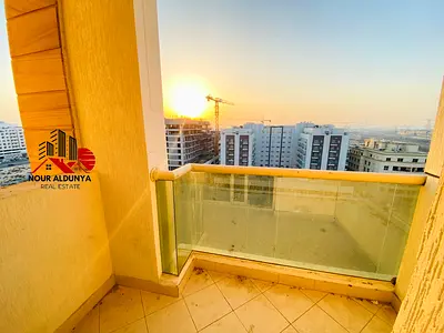 READY TO MOVE. 4 CHEQUES. SPECIOUS 2BHK. 3 WASHROOM. BALCONY