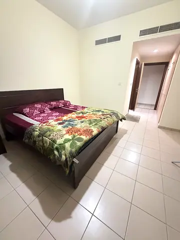Private room with attached washroom for rent ,  vegetarian male preferred (DEWA and WIFI including)