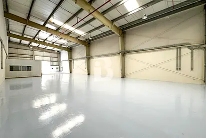 75 kW Power | Loading Area | Ready to Move