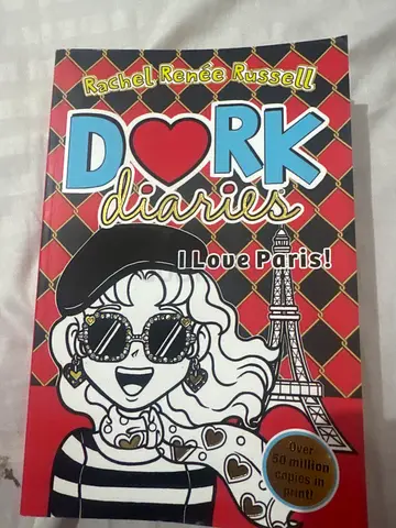 Dork Diaries: I Love Paris!