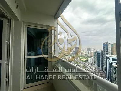 🏠 إعلان للبيع  للبيع في الشارقة – برج أبو خمسين  شقة فاخرة بمساحة كبيرة جداً في برج أبو خمسين، تتميز بتصميم واسع وتشطيبات ممتازة، مناسبة للسكن العائل