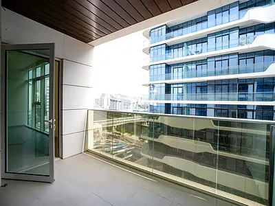 Special Offer | Private Balcony | Canal & Space 42 View