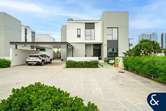 Pool and Park views | Type A | 5 Bedrooms