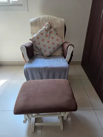 Juniors Glider Chair with Ottoman | mothers feeding chair | comfortable gliding sofa gliding foot