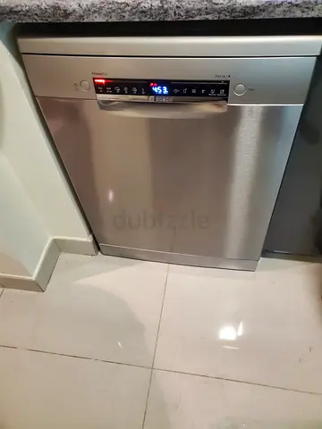 New model Bosch wifi three rack Freestanding dishwasher