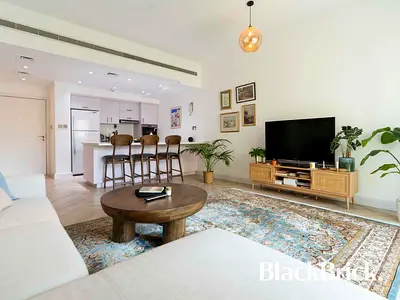 EXCLUSIVE | FULLY RENOVATED | VOT