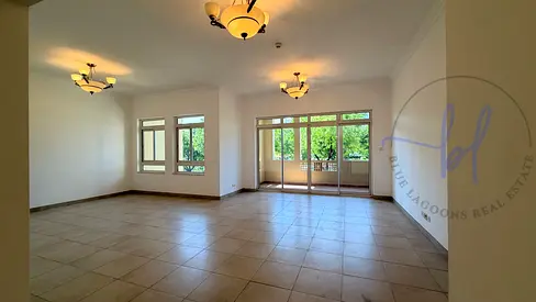 Large Three Bedroom Apt | Golf Course Views | DFC