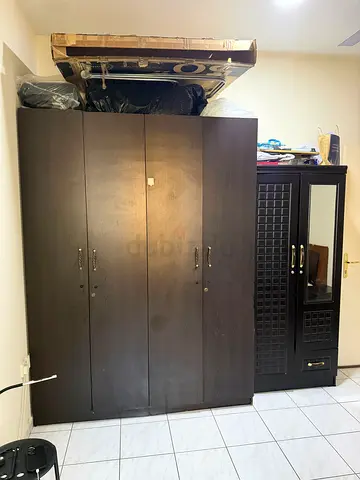 Modern Wooden Wardrobe 4 Doors  2 Doors
