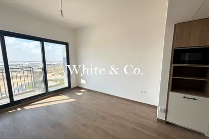 Motivated Seller l Vacant on TransferlNew Building