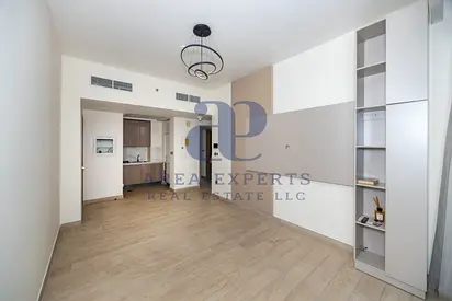 Ready to Move | 2BR Spacious Unit | Azizi Riviera 18