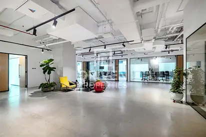 Exclusive Full Floor | Investor Deal | 10% ROI
