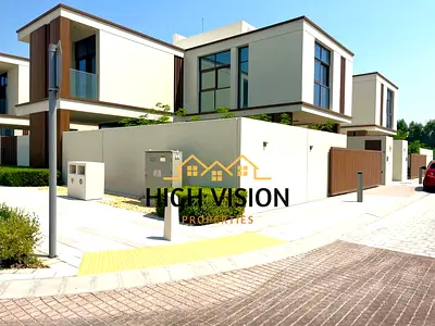 Corner Unit | 3BR Townhouse | Private Garden